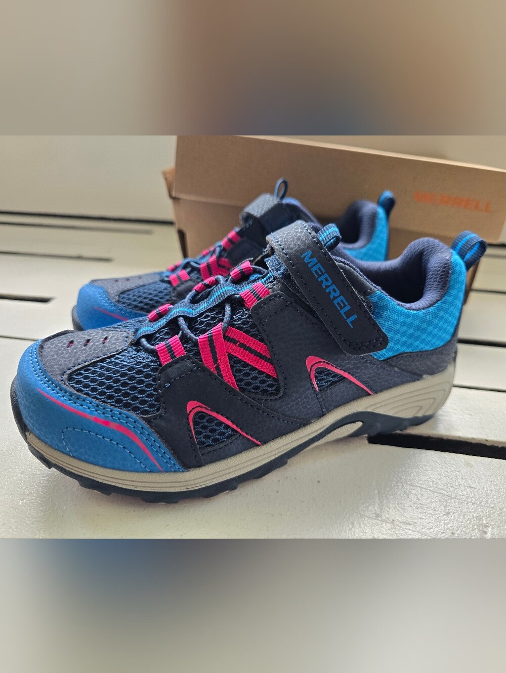 Merrell Kids Blue and Pink Active Trail Shoes, Size 1M